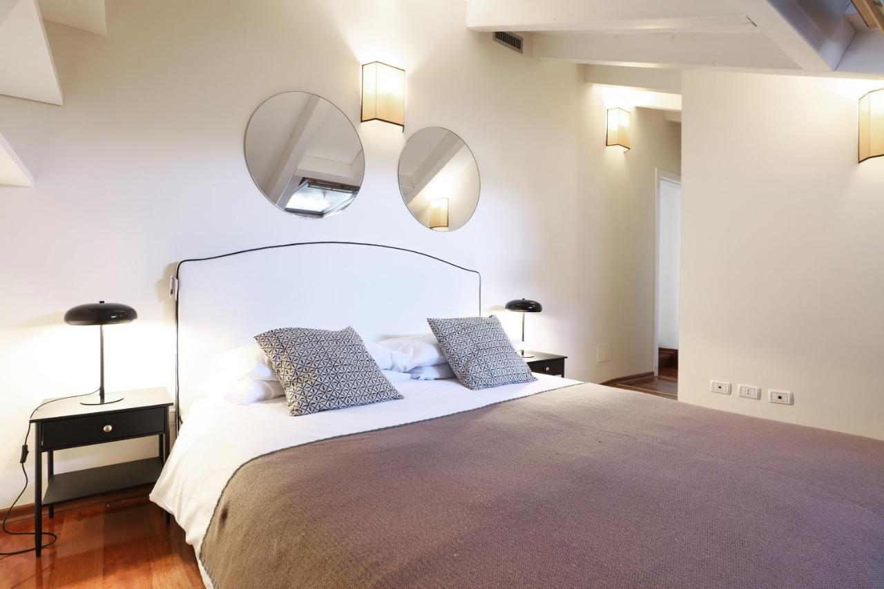 Lux Penthouse Palestro Apartment Milan Bagian luar foto