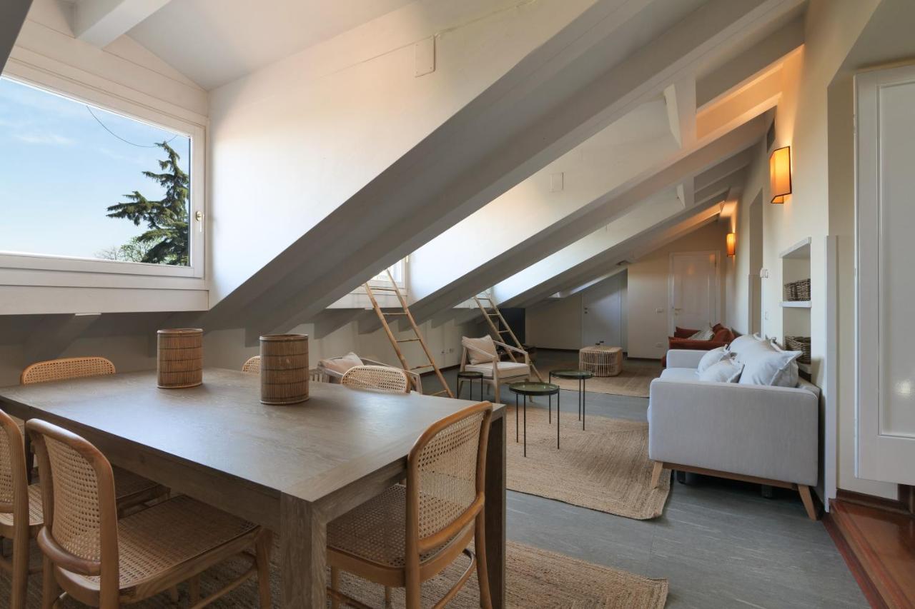 Lux Penthouse Palestro Apartment Milan Bagian luar foto