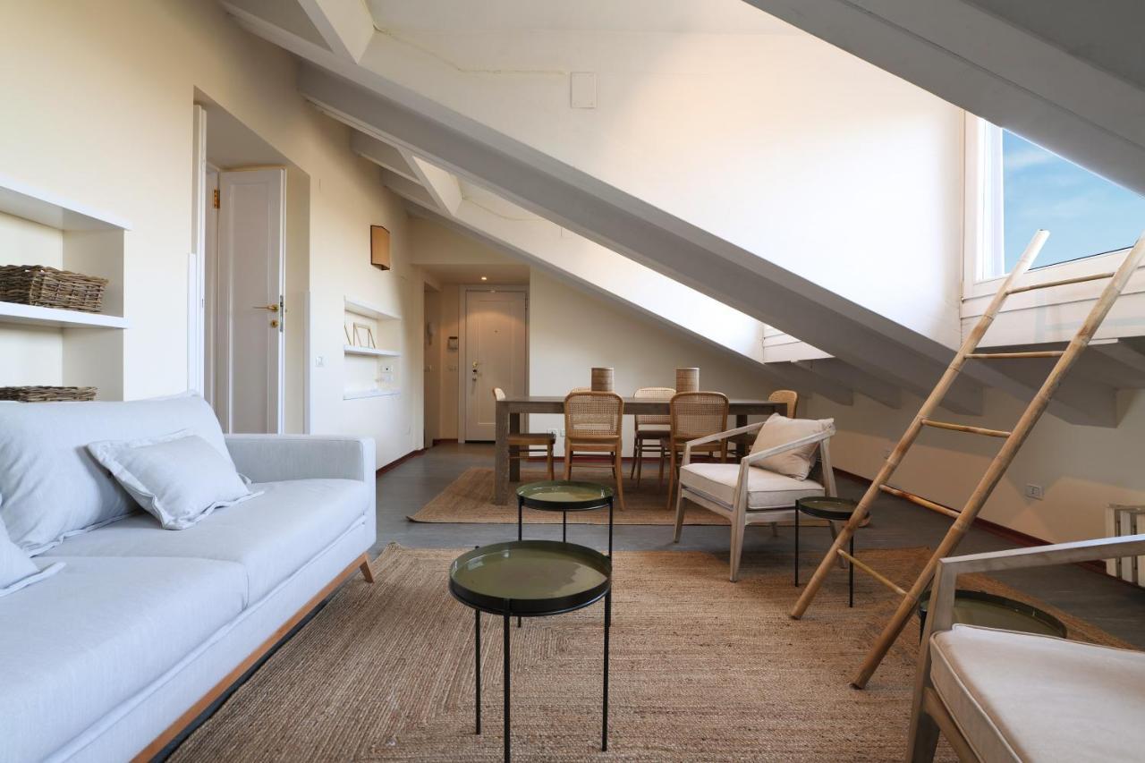 Lux Penthouse Palestro Apartment Milan Bagian luar foto